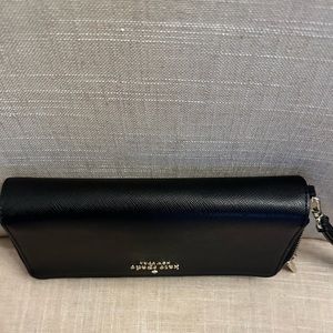 Black Kate Spade wallet